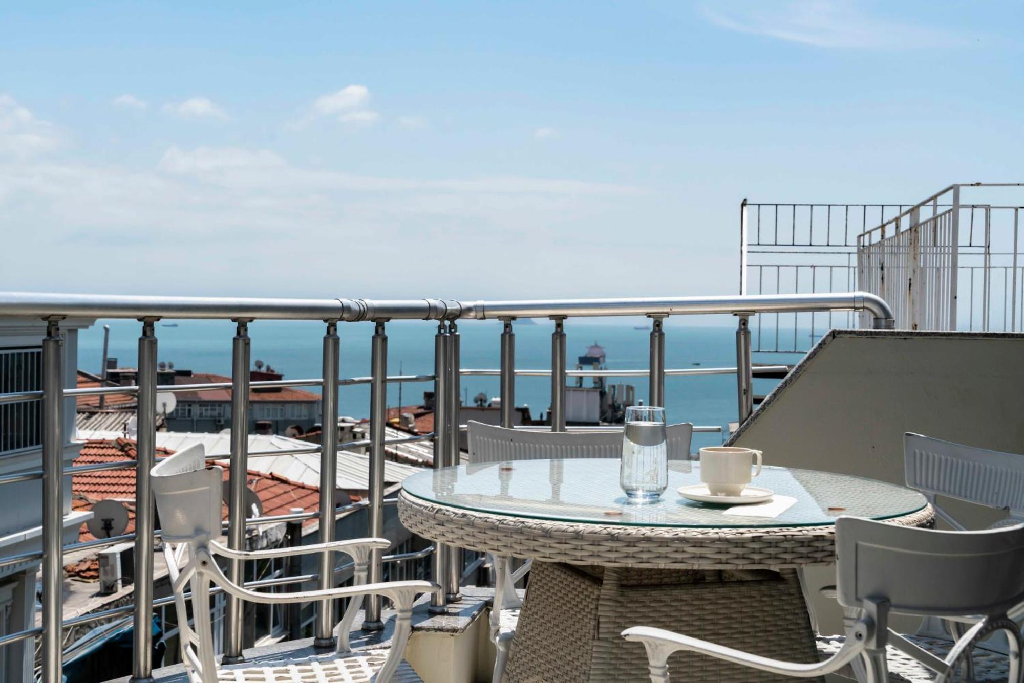 Castle Franco Suites 이스탄불 외부 사진